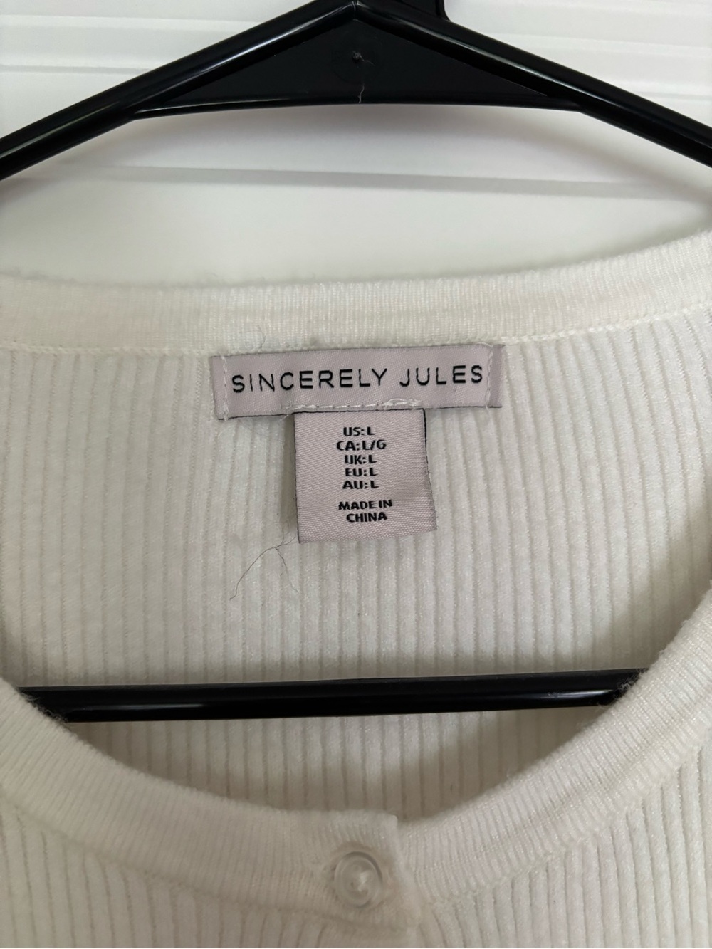 White Ribbed Long-Sleeve Button Front Top - Picture 3 of 3